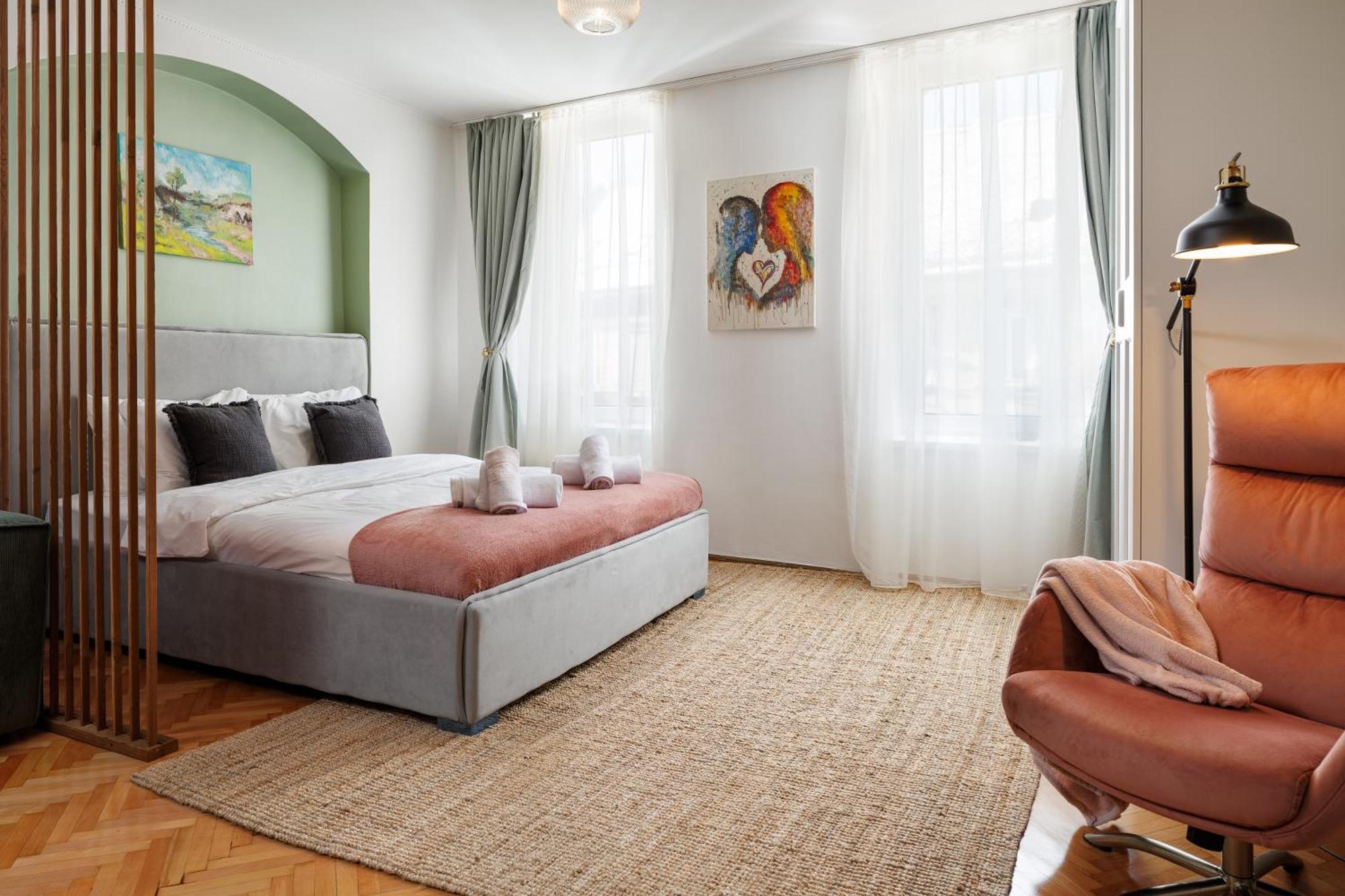 Lunga 16 Guesthouse 2 Brasov Luaran gambar